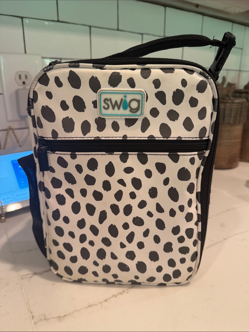 swig Kids Black & White Spot Lunch Bag